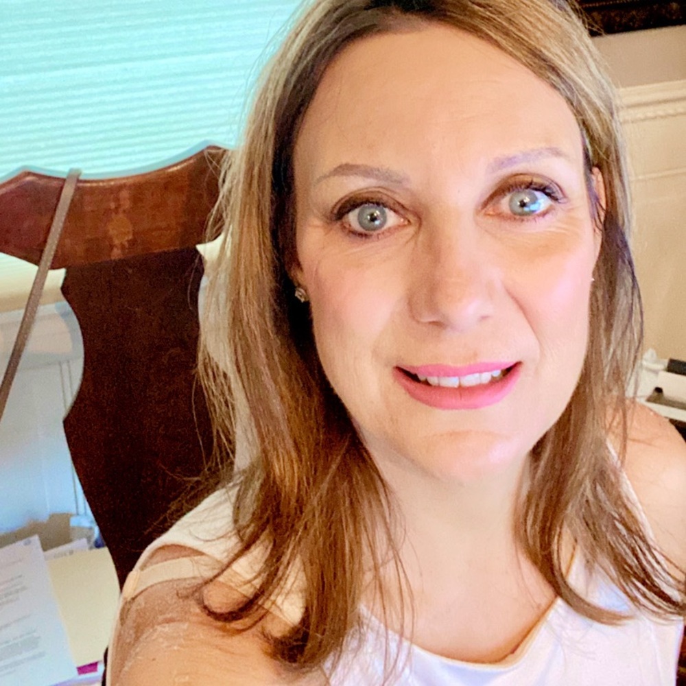 Meet your Posher, Julie